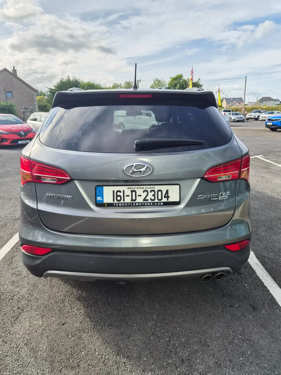 Hyundai Santa Fe 2016 2.2L Diesel Manual - Image 4