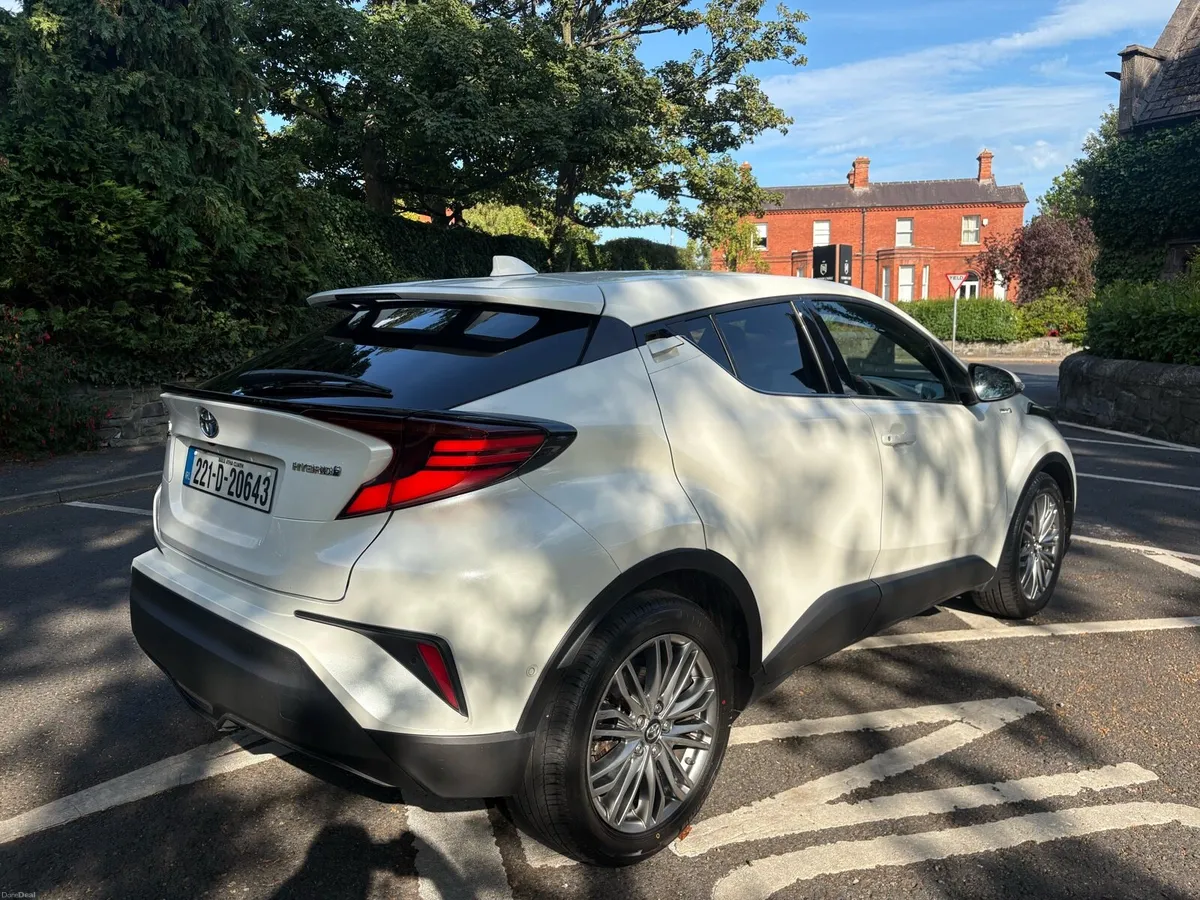 2022 Toyota C-HR Hybrid SOL Top Spec Irish - Image 3