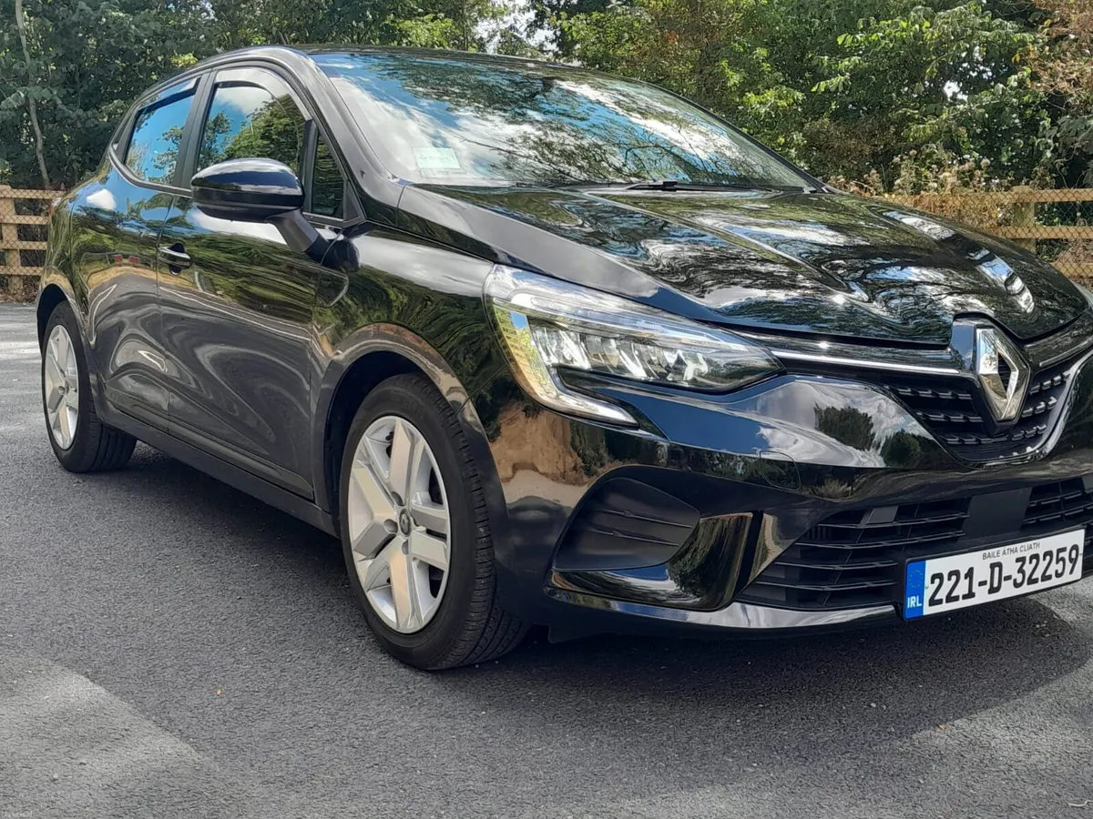 22 renault clio 25k klms - Image 2