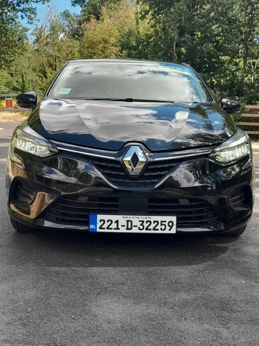 22 renault clio 25k klms - Image 6