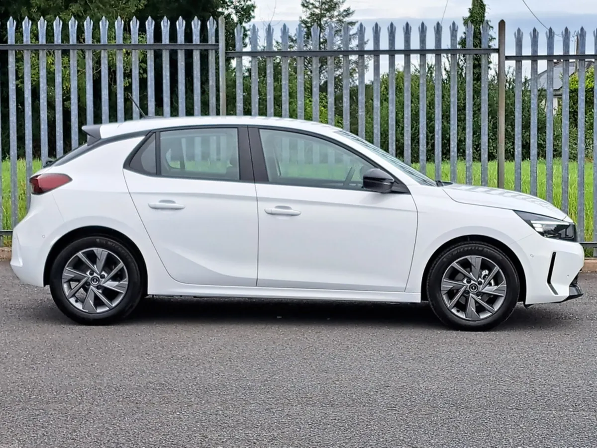 Opel Corsa ELEGANCE 1.2 75BHP **5 YEARS WARRANTY** - Image 4