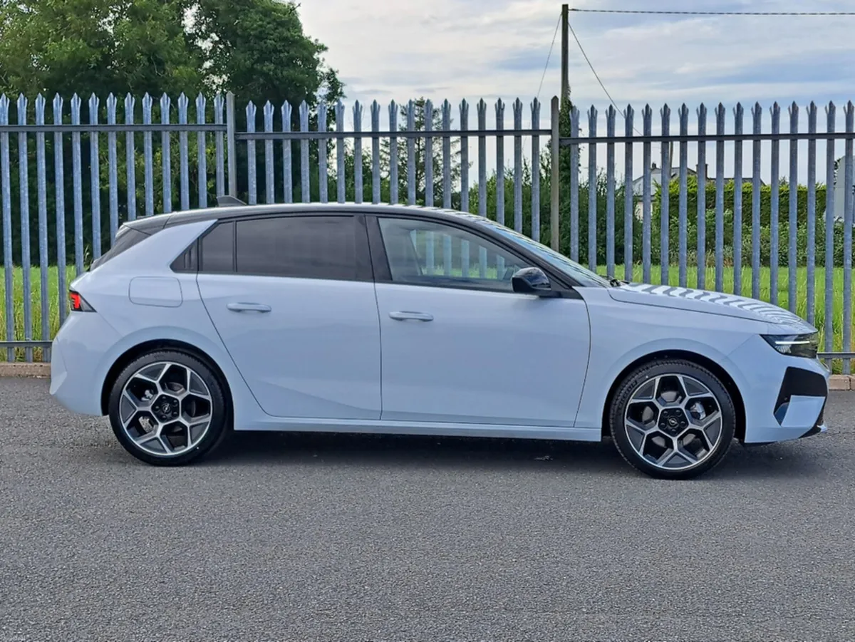 Opel Astra GS 1.5TD 130BHP 8 SPEED AUTOMATIC **TOP - Image 5