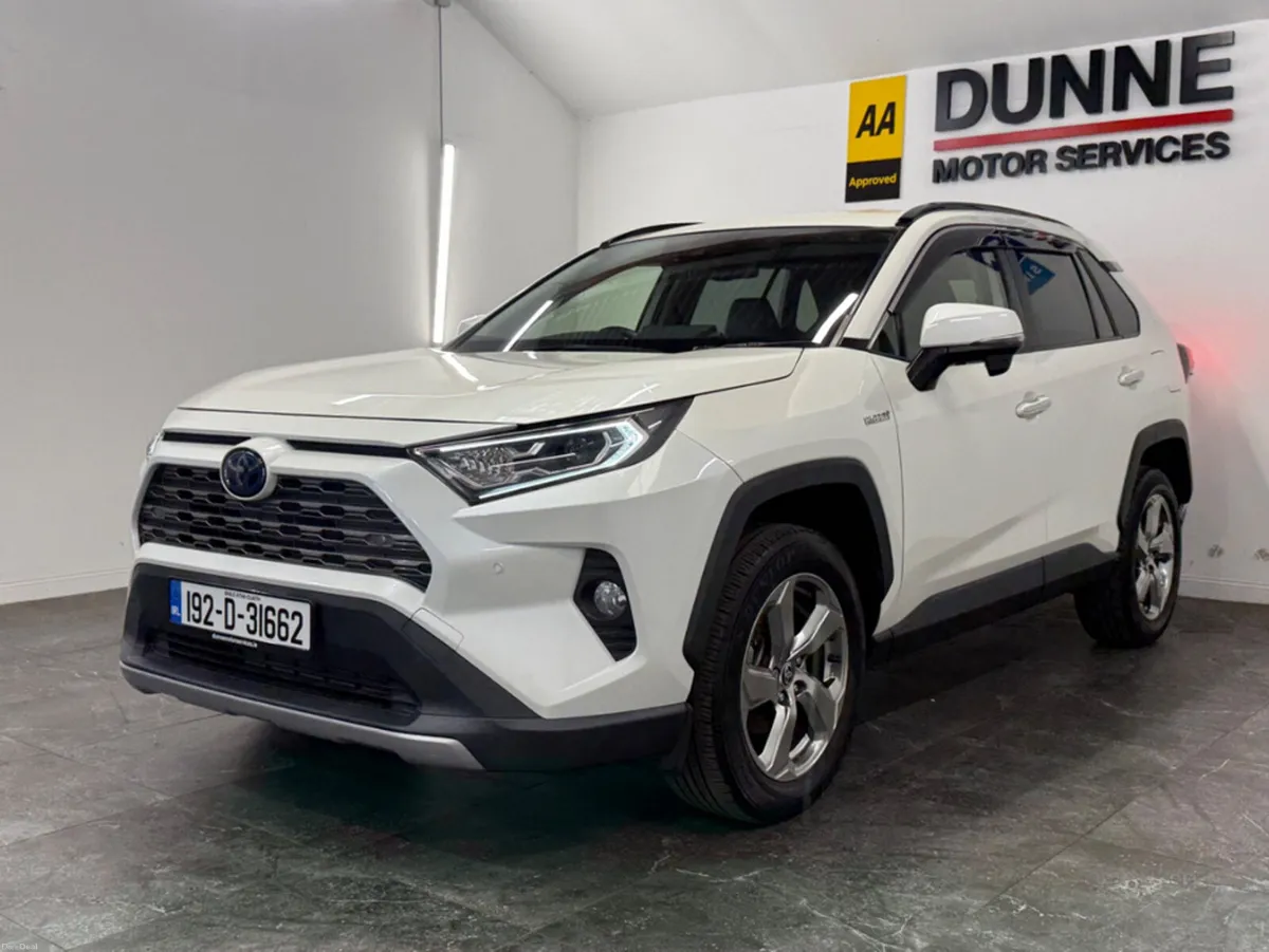 Toyota RAV4 **2 KEYS **LANE ASSIST  **BLIND SPOT A - Image 2