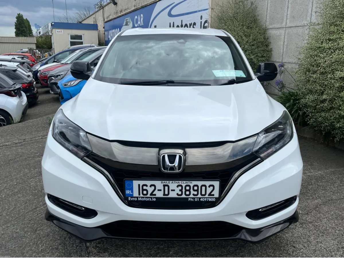 Honda Vezel HR-V RS SPORT AUTOMATIC 1.5 PETROL //H - Image 2