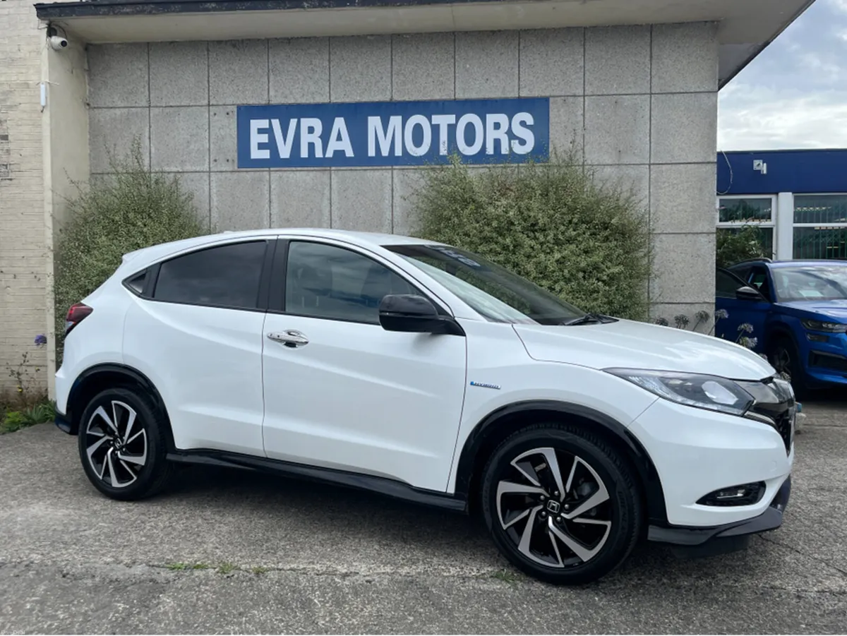 Honda Vezel HR-V RS SPORT AUTOMATIC 1.5 PETROL //H - Image 3