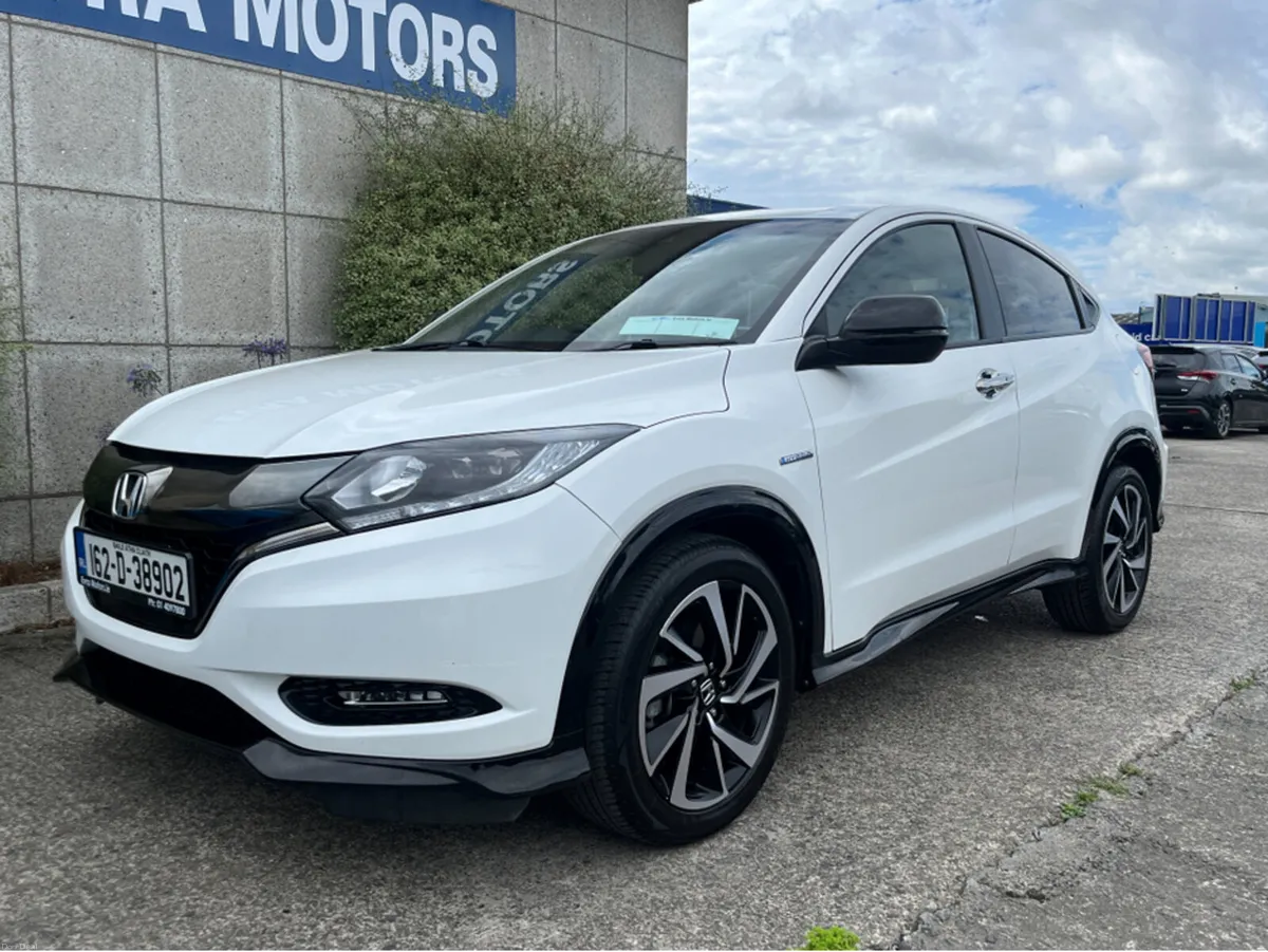 Honda Vezel HR-V RS SPORT AUTOMATIC 1.5 PETROL //H - Image 5