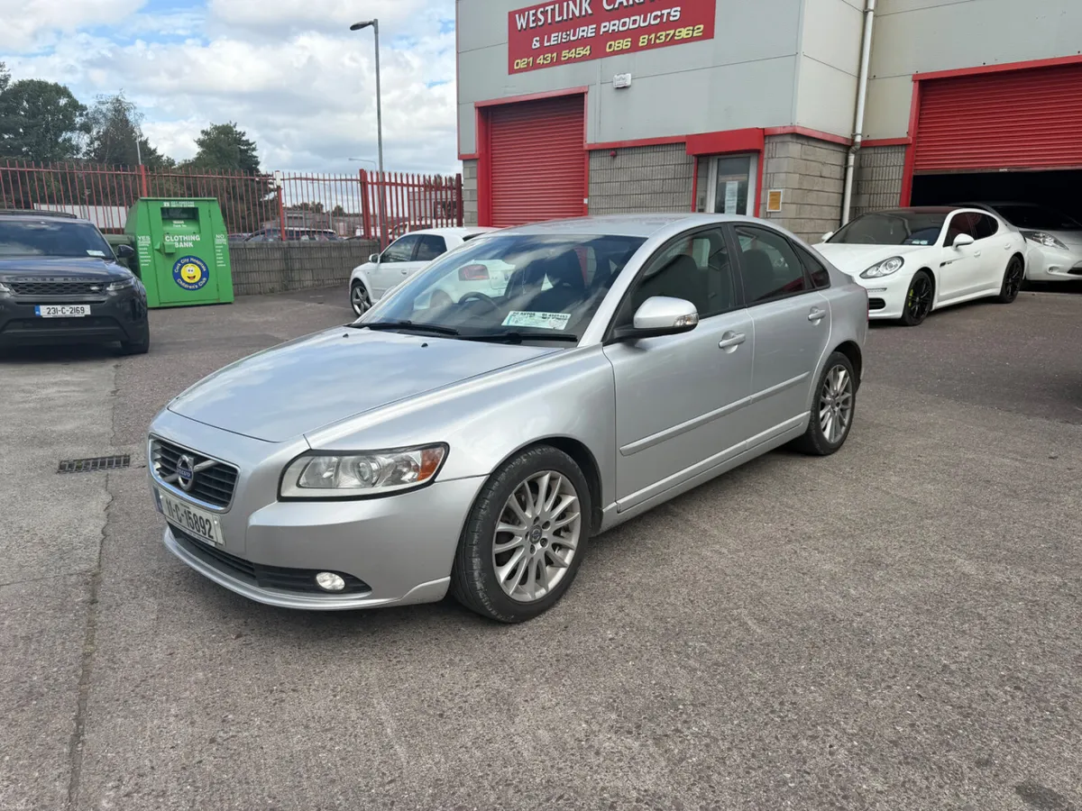 2011 Volvo S40 - Image 3
