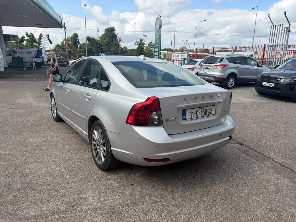 2011 Volvo S40 - Image 6