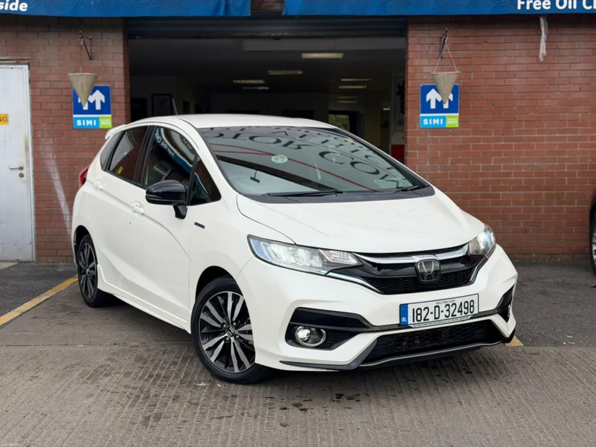 Honda Fit 1.5 HYBRID RS AUTO 5DR - Image 4