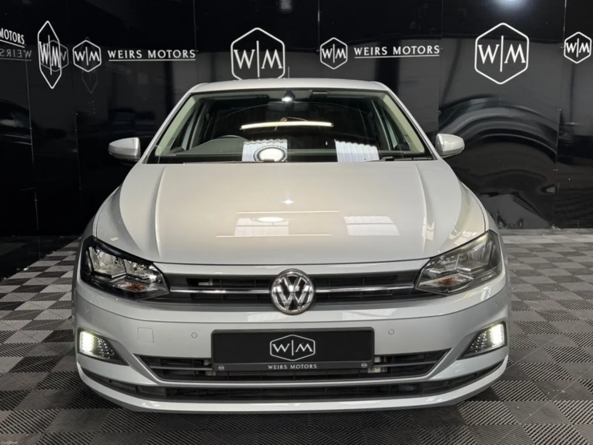 Volkswagen Polo 1.0 TSI//AUTOMATIC//DIGITAL CLOCKS - Image 4