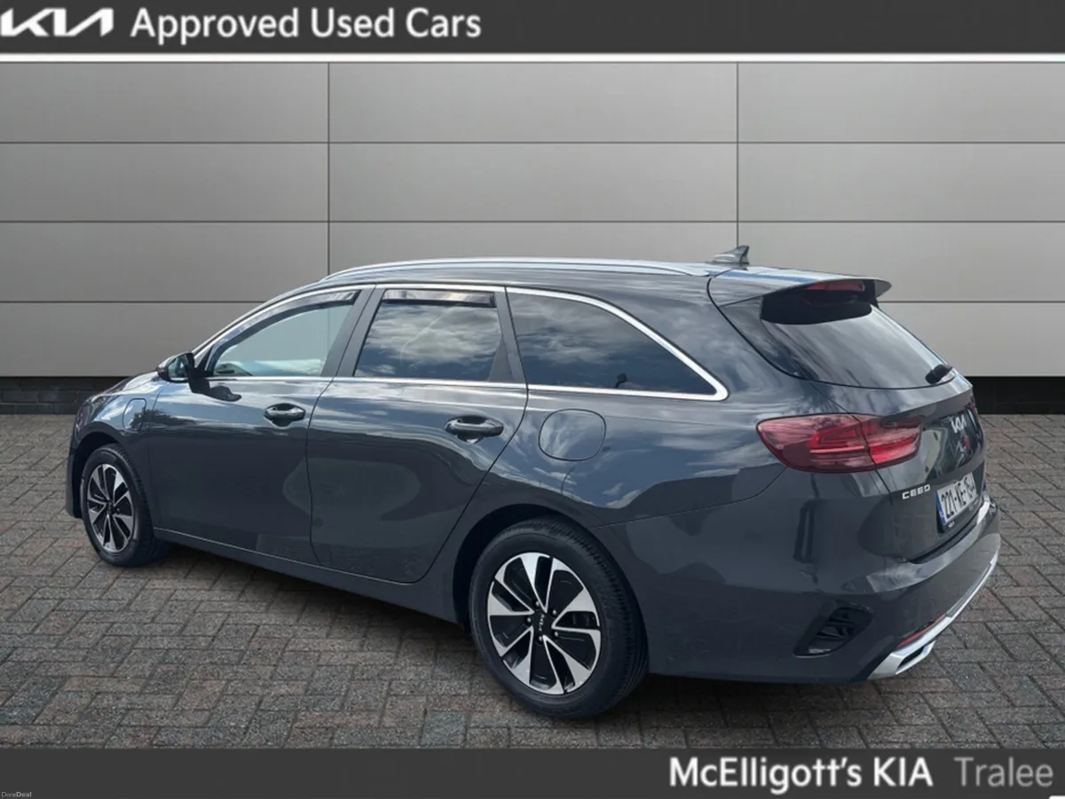 Kia Ceed PE SW PHEV 6DR AUTO - Image 2
