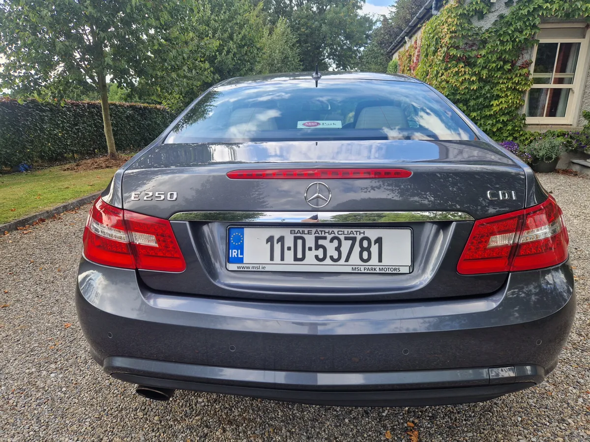 Mercedes-Benz E-Class 250D AUTO  SPORT COUPE - Image 5