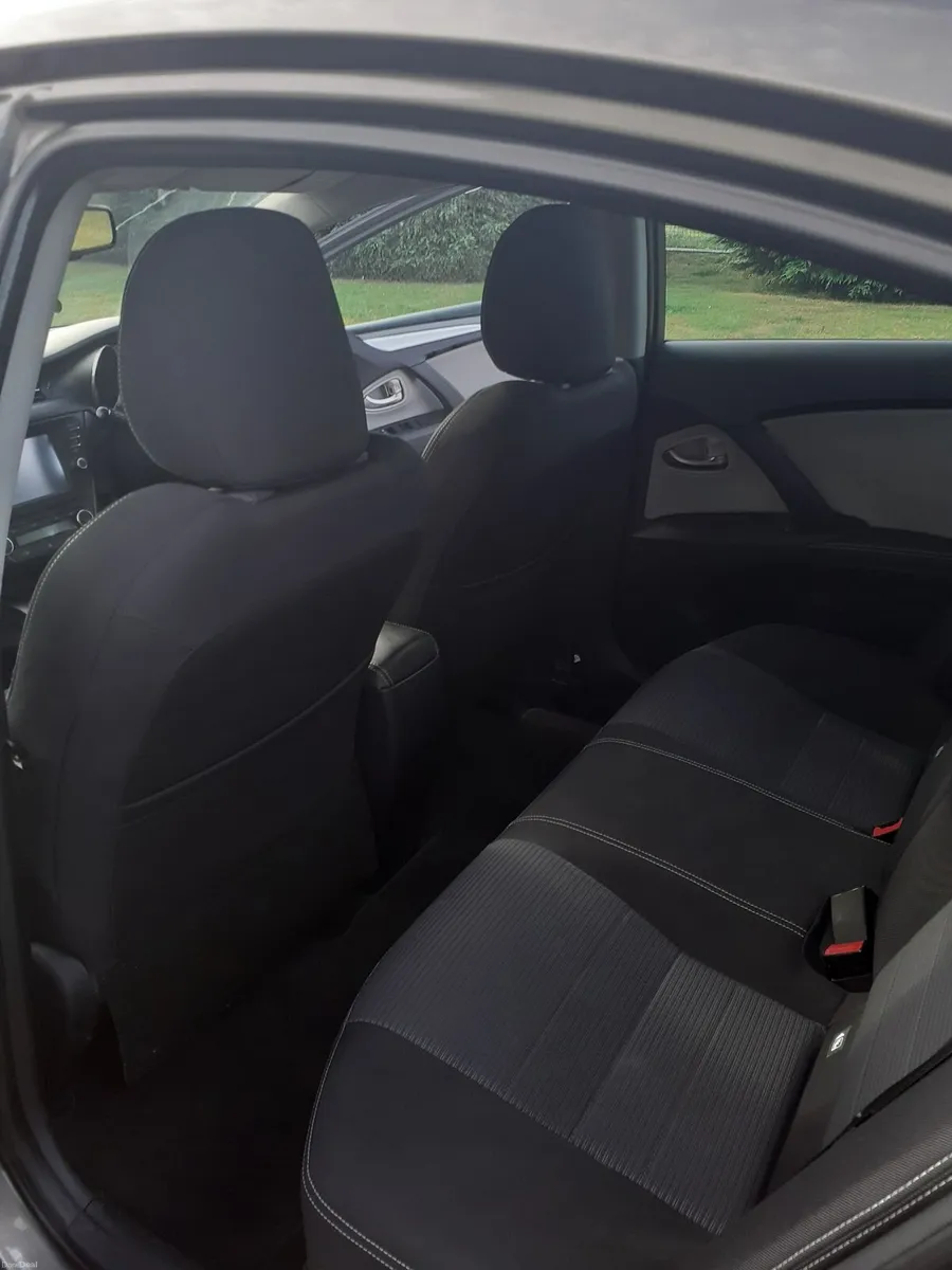Toyota Avensis 2017 - Image 6