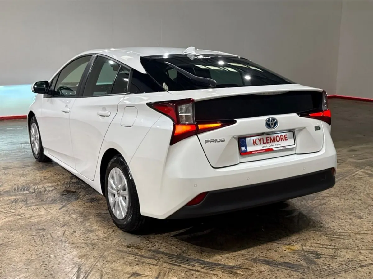 Toyota Prius 1.8 HYBRID AUTOMATIC - CRUISE CONTROL - Image 5