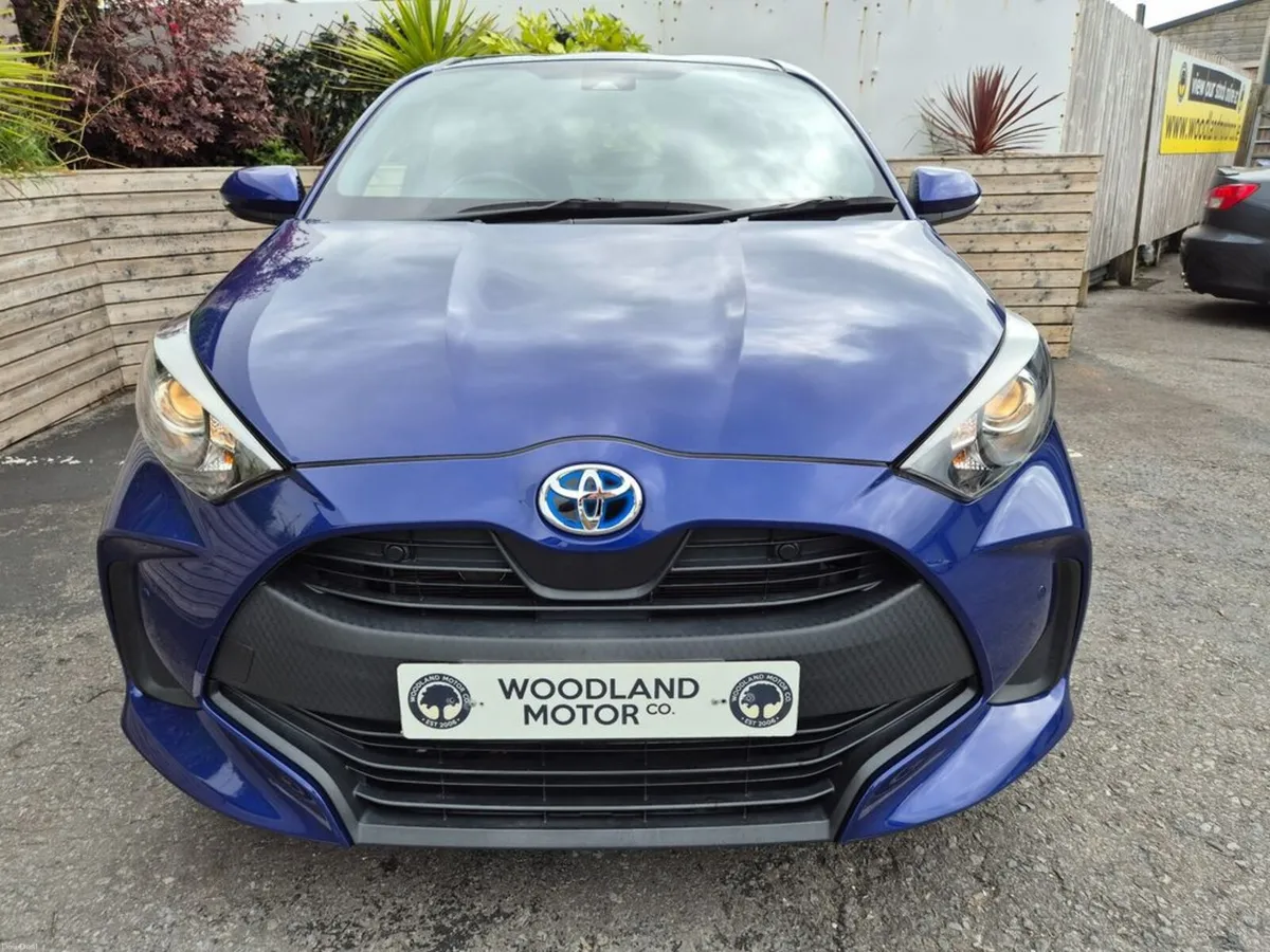 Toyota Yaris 1.5 HYBRID / X SPEC / LOW MILEAGE / T - Image 4
