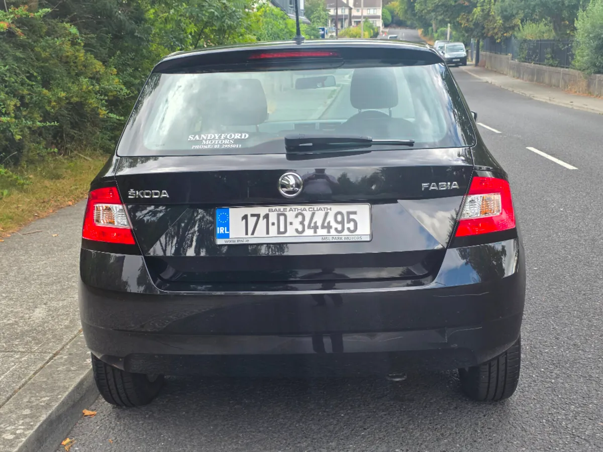 Skoda Fabia Ambition 1.0mpi 60HP 4DR - Image 4