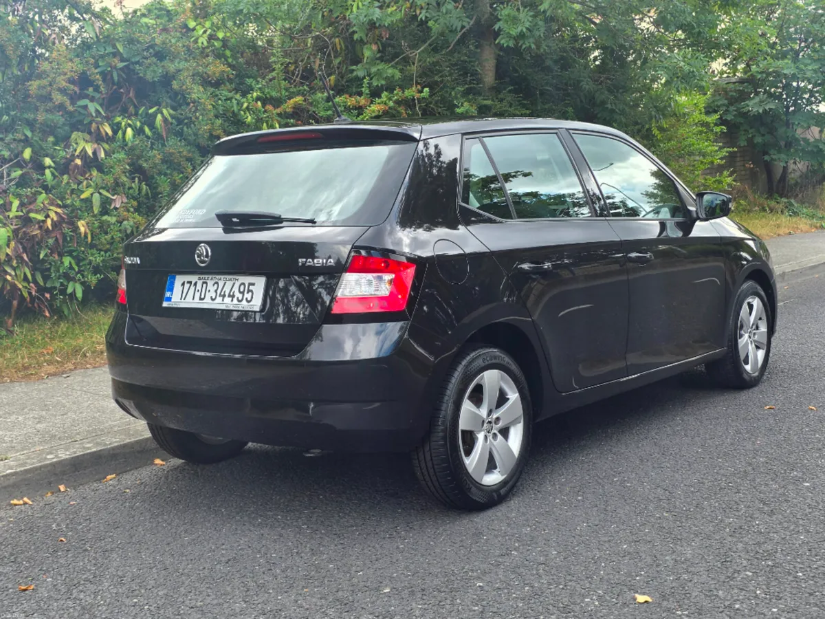 Skoda Fabia Ambition 1.0mpi 60HP 4DR - Image 3