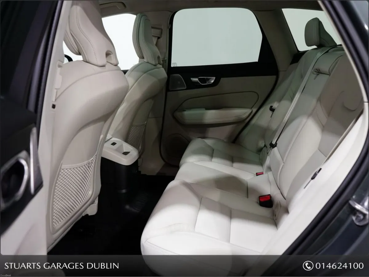 Volvo XC60 *NEW MODEL* XC60 T8 455HP AWD PHEV ULTR - Image 5