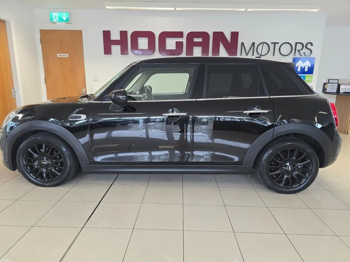 Mini Cooper 1.5 Diesel Exclusive 5Dr H/B Automatic - Image 4