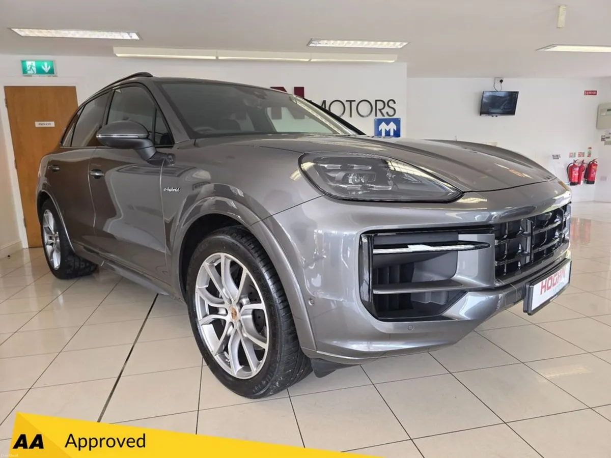 Porsche Cayenne V6 E-HYBRID PHEV - Image 1