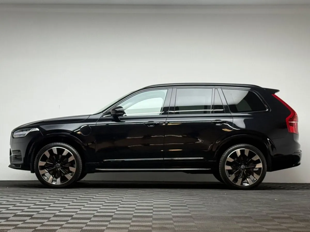 Volvo XC90 CORE T8 2.0 RECHARGE AWD - Image 4