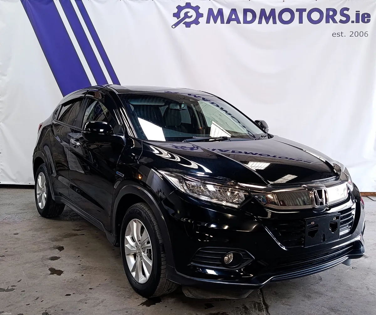 (2yr Warranty) 211 Honda Vezel 1.5 Petrol Hybrid - Image 1