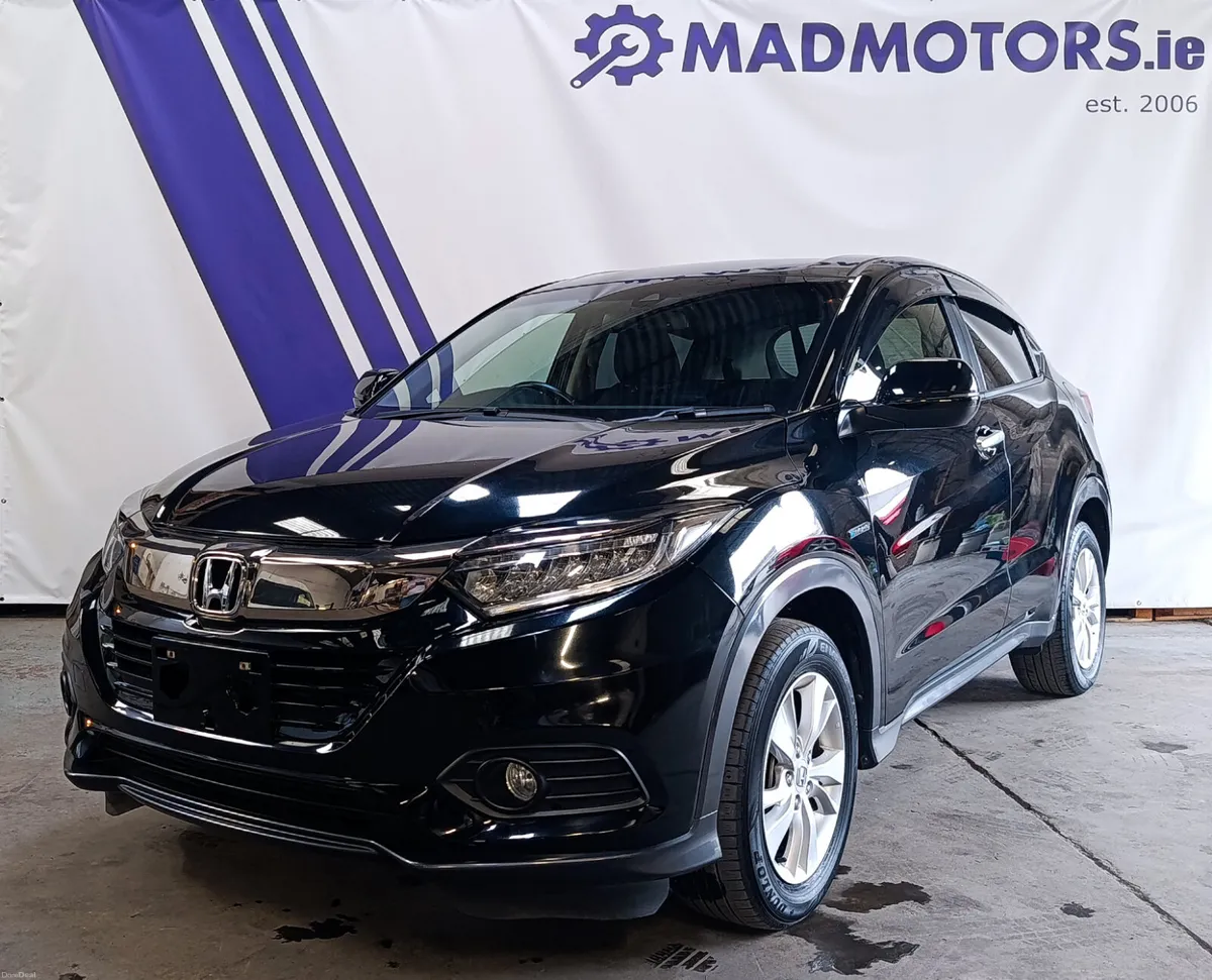 (2yr Warranty) 211 Honda Vezel 1.5 Petrol Hybrid - Image 3