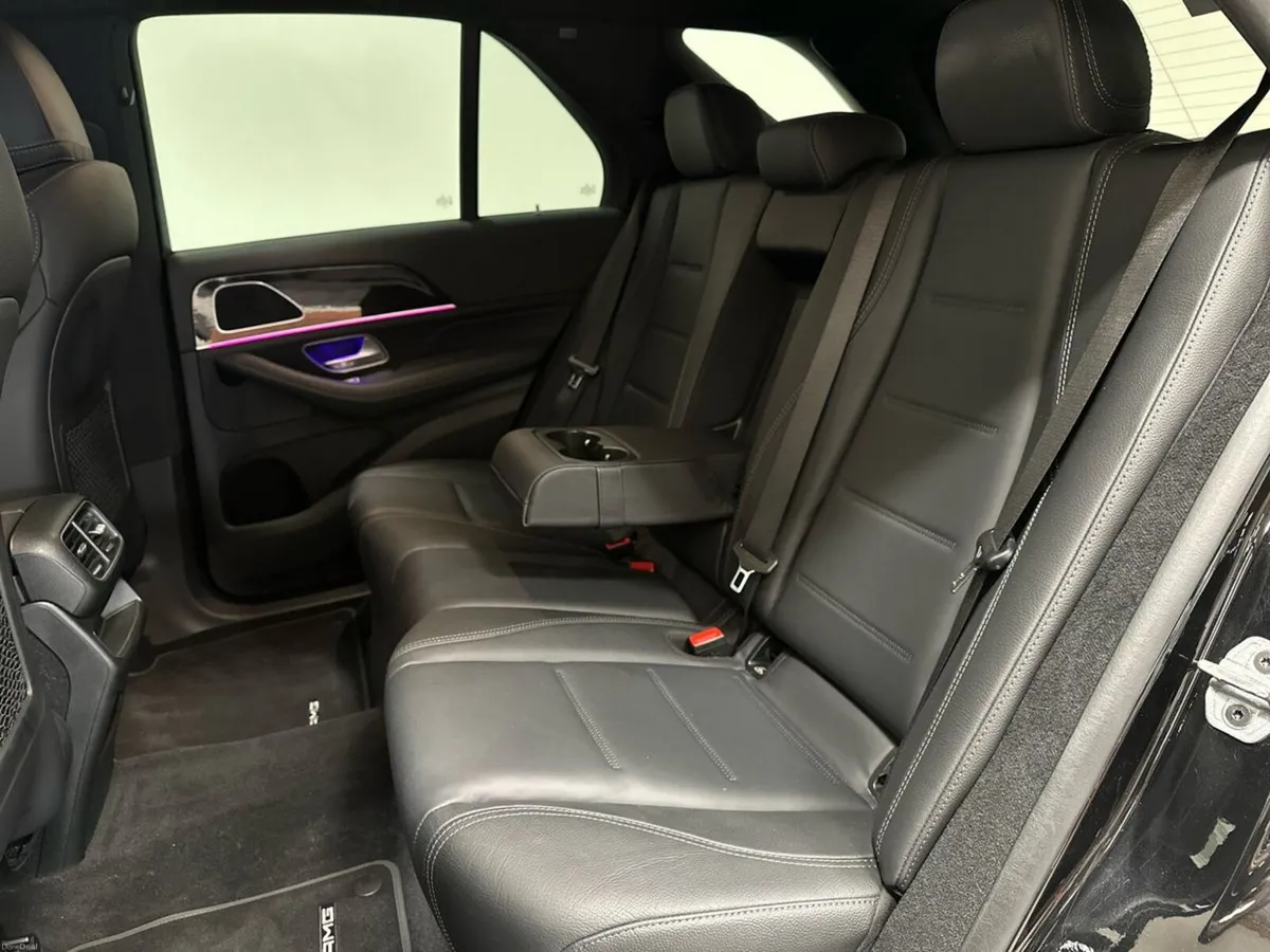 Mercedes-Benz GLE GLE350 DE 4Matic AMG Line PHEV - Image 4