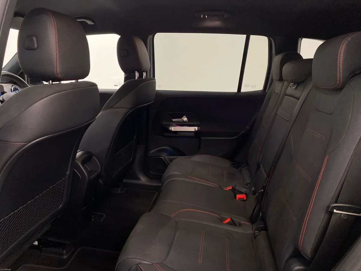 Mercedes-Benz EQB EQB 250+ AMG Line Urban Edition - Image 4