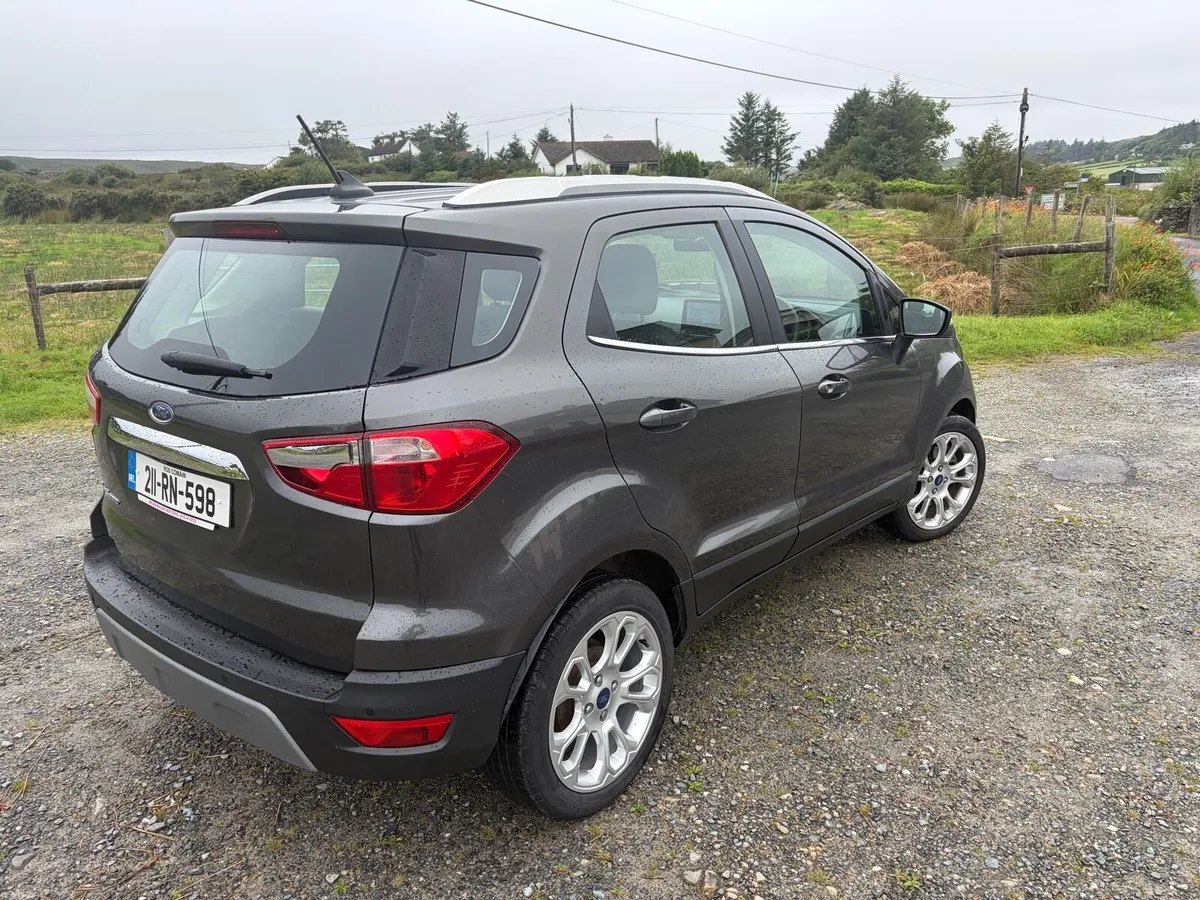 211 FORD ECOSPORT TITANIUM - Image 4