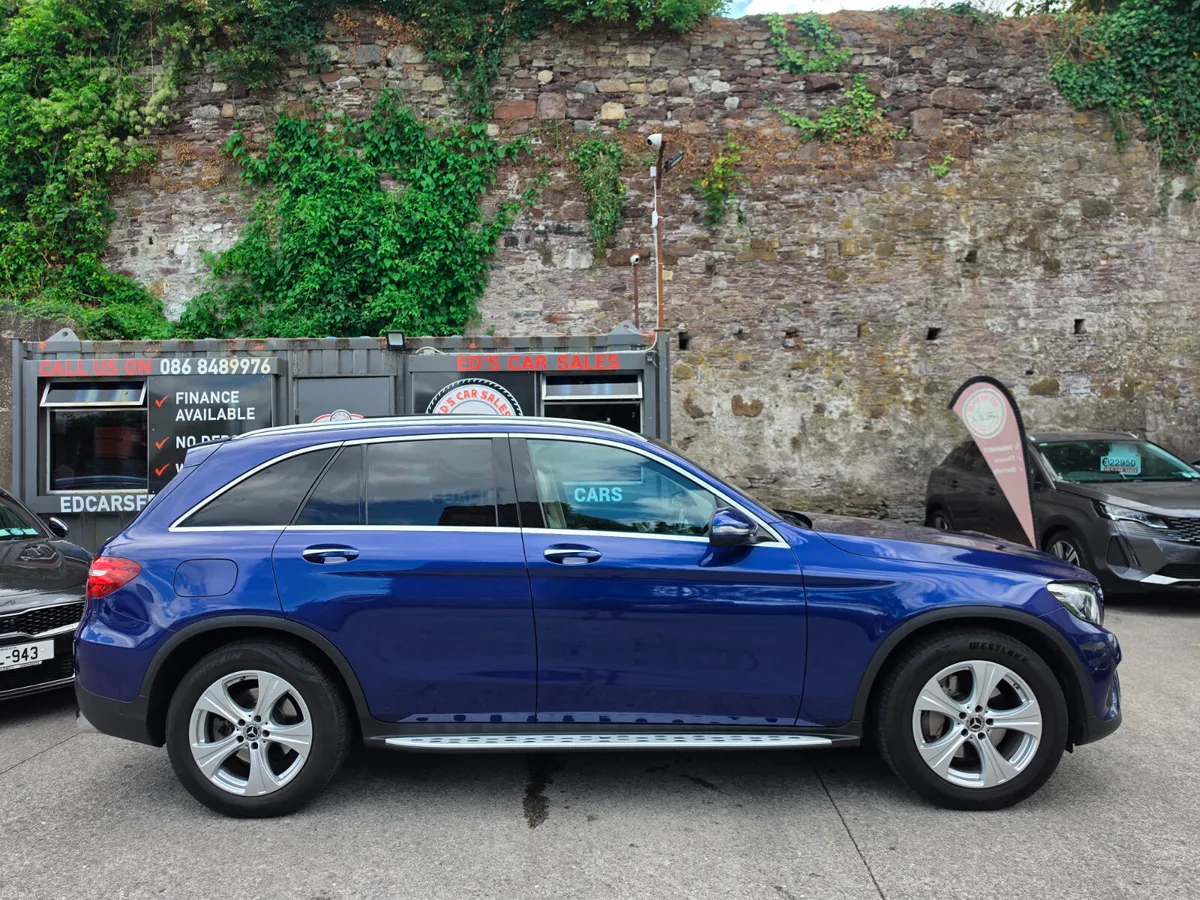 Mercedes-Benz Glc 220d Sport Premium 4 Matic 2019 - Image 3