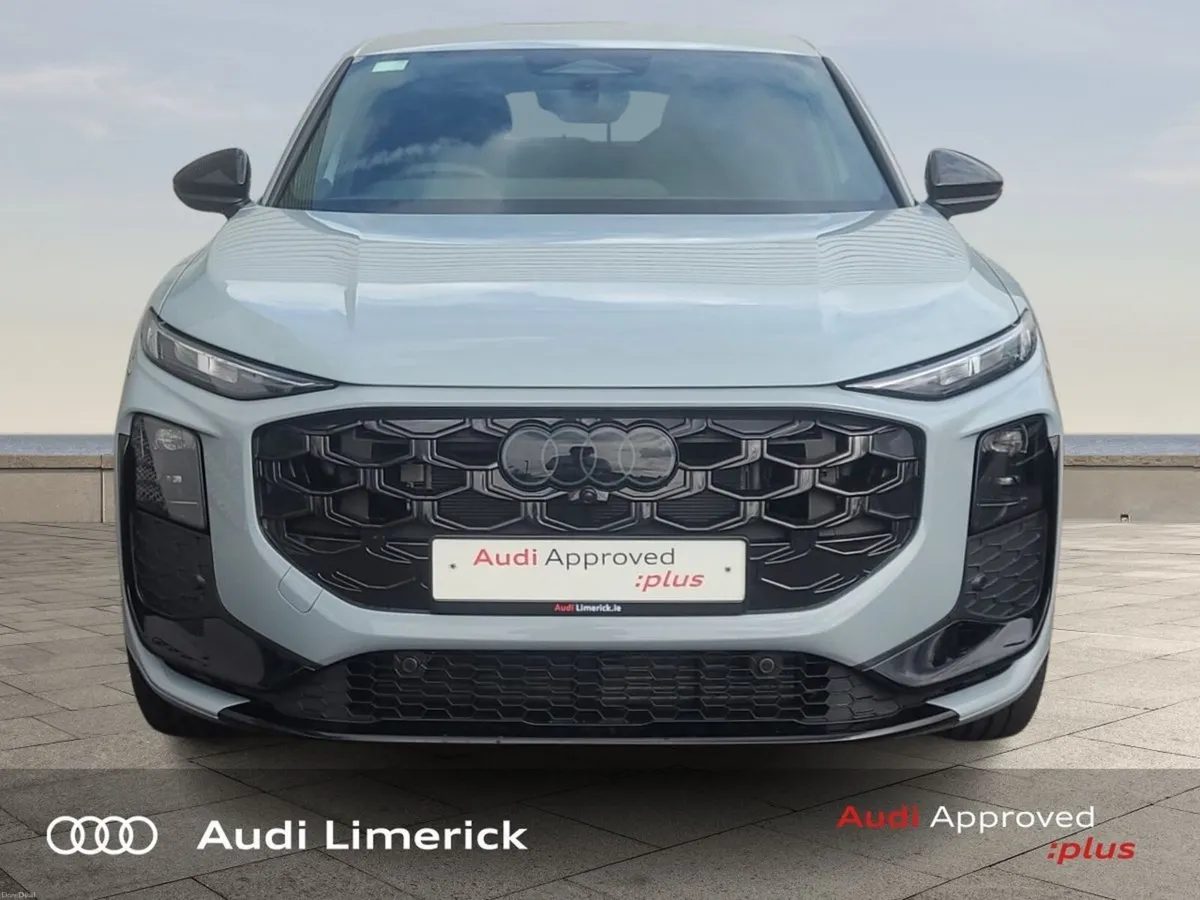 Audi Q3 *SAVE €2410 VS NEW*  SB TDI 150HP S-T S LI - Image 2
