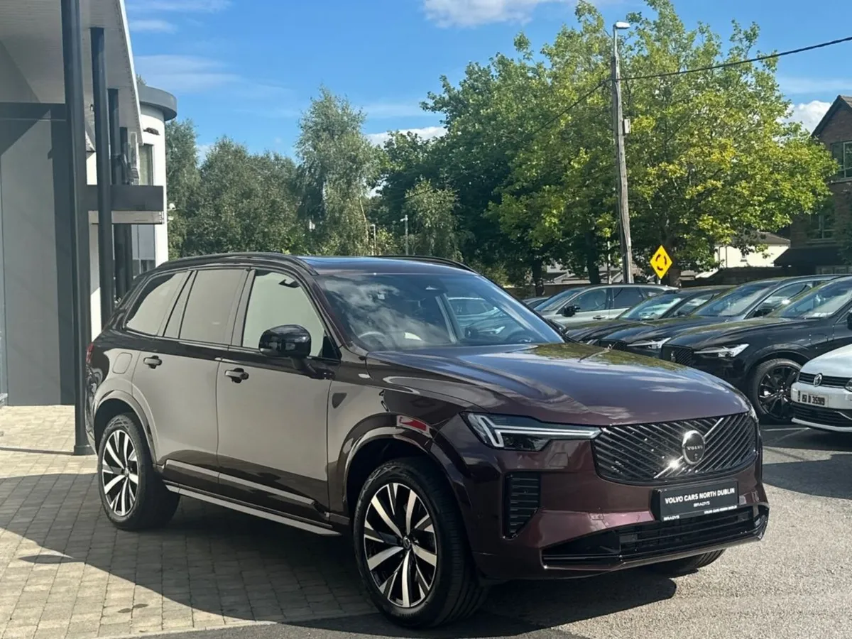 Volvo XC90 XC90 T8 Plus Dark AWD PHEV--Integrated - Image 3