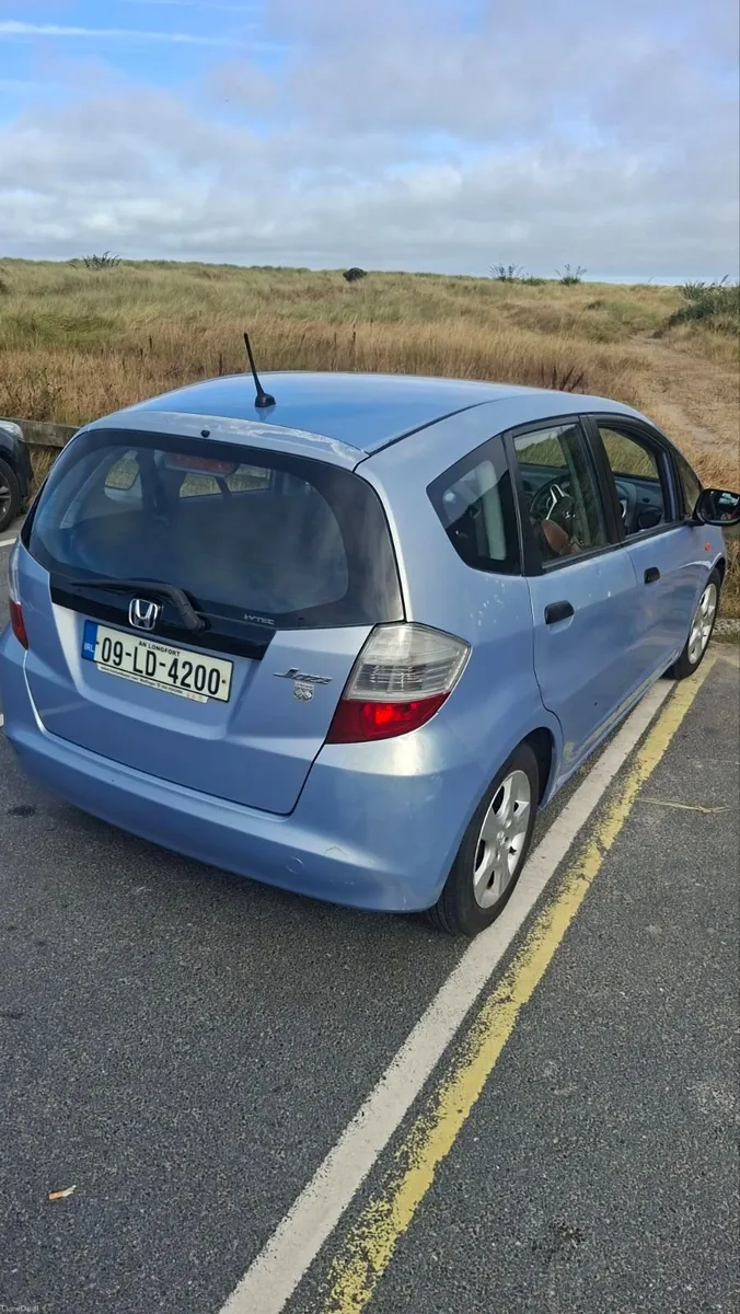 Honda Jazz 2009 - Image 2