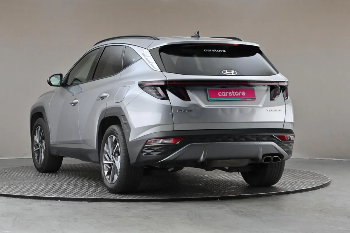 Hyundai Tucson 2WD Executive Plus - Image 6