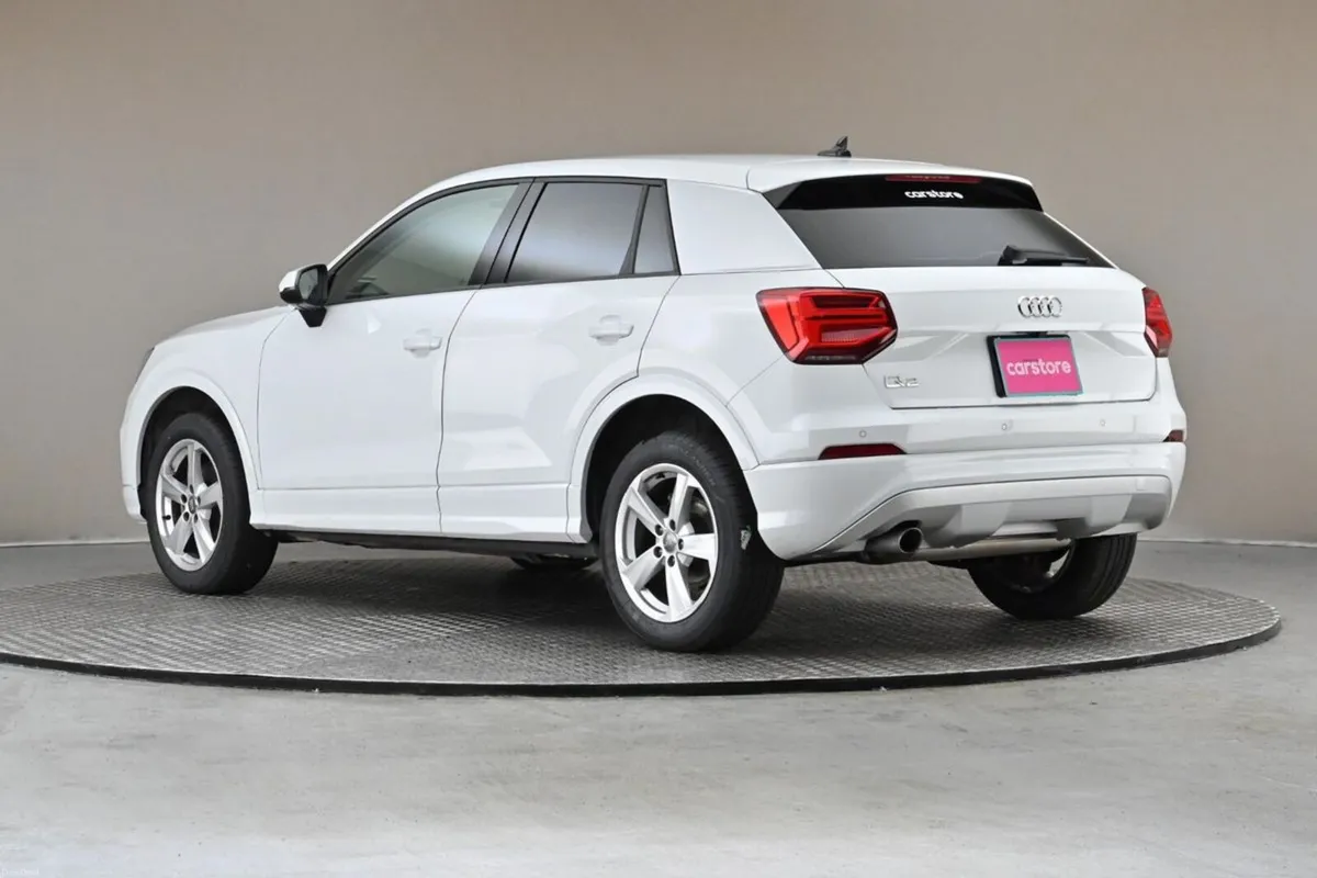 Audi Q2 1.0 - Image 5