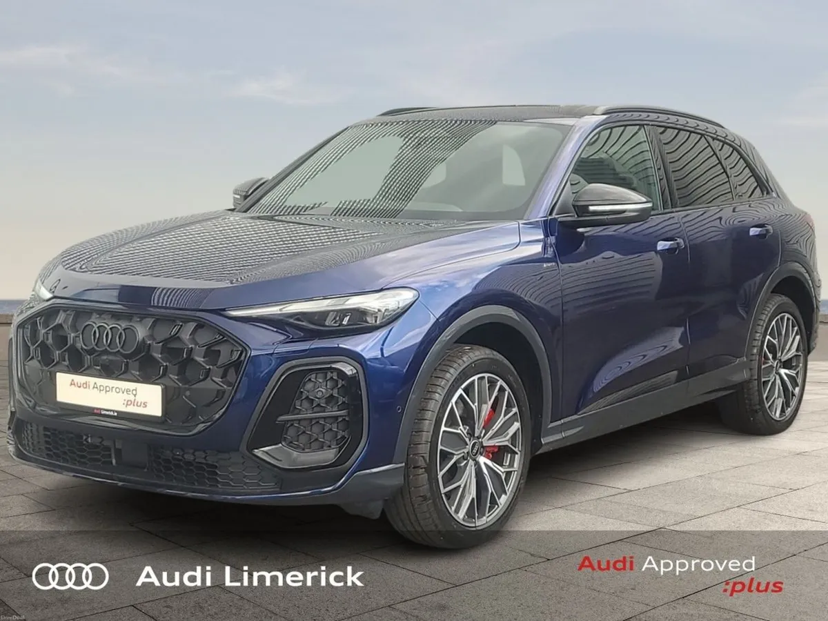 Audi Q5  E-HYBRID  S LINE + BLACK PACKAGE + UPGRAD - Image 3