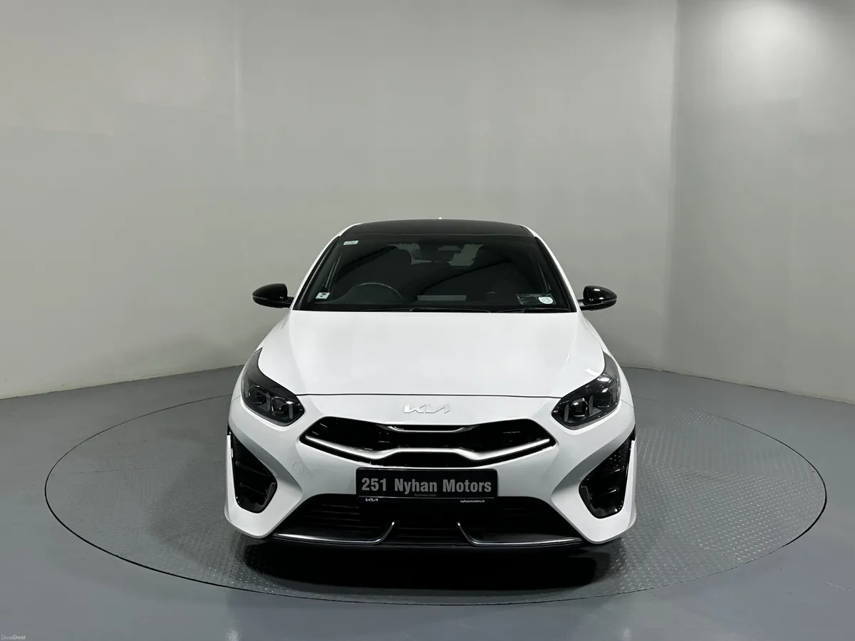 Kia Ceed GT-Line 1.0 Petrol 251 (2025) - Image 2