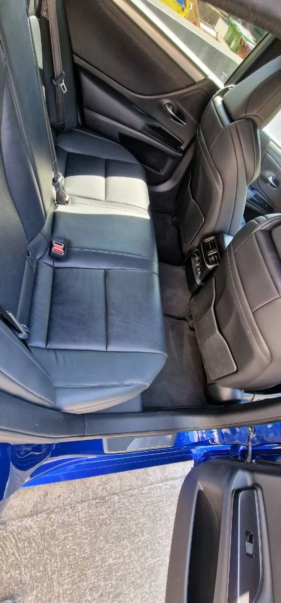 Lexus ES300H F-Sport Car Play STD - Image 5