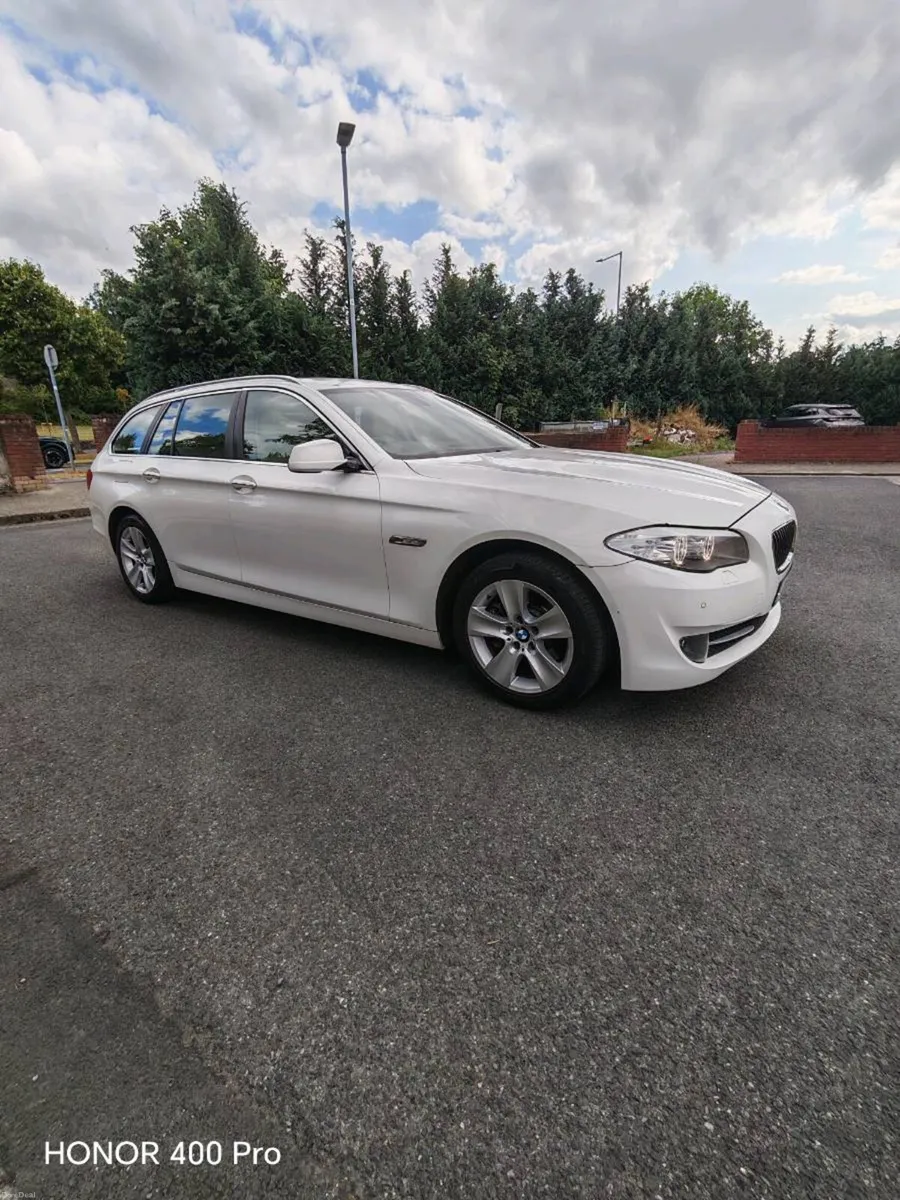 BMW 520 tourer - Image 1