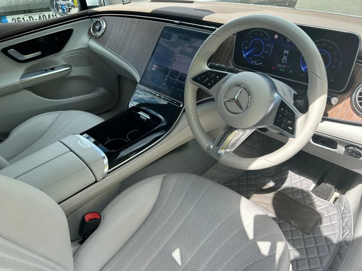 Mercedes-Benz EQE 300 4DR AUTO - Image 6