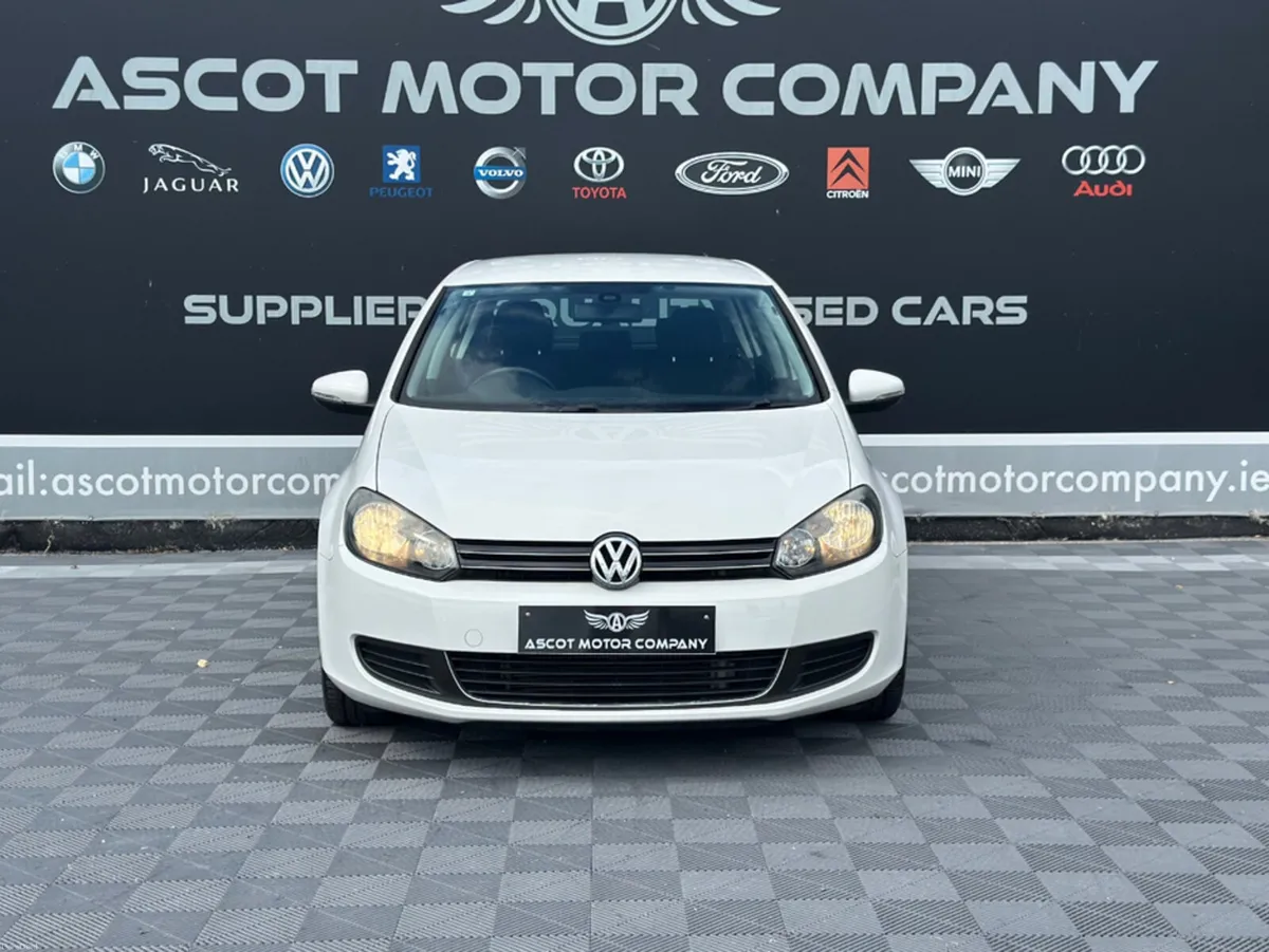 Volkswagen Golf 1.2L Petrol Automatic - Image 3