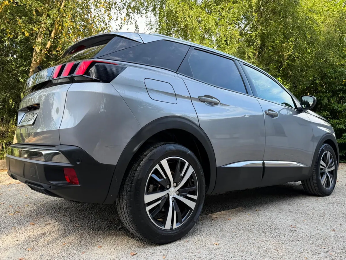 Peugeot 3008 ALLURE 1.2 130 - Image 4