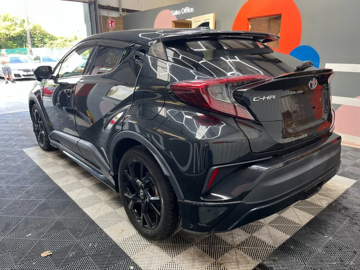Toyota C-HR 2019 TOYOTA C-HR G MODE NERO 1.8 AUTOM - Image 5