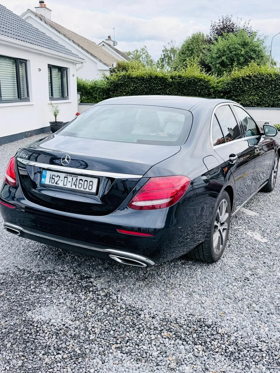 Car - Image 2
