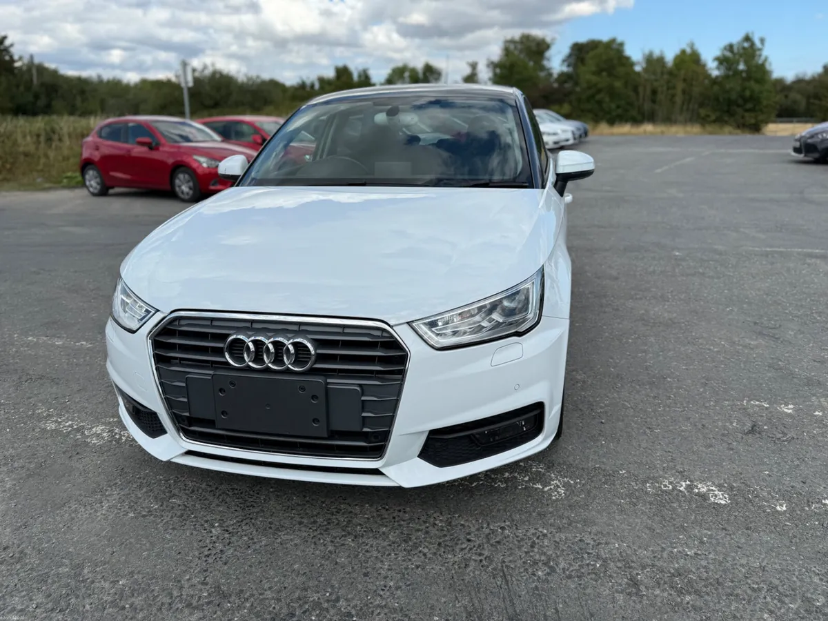 Audi A1 2015 1.4L PETROL AUTOMATIC VERY LOW MILEAG - Image 2