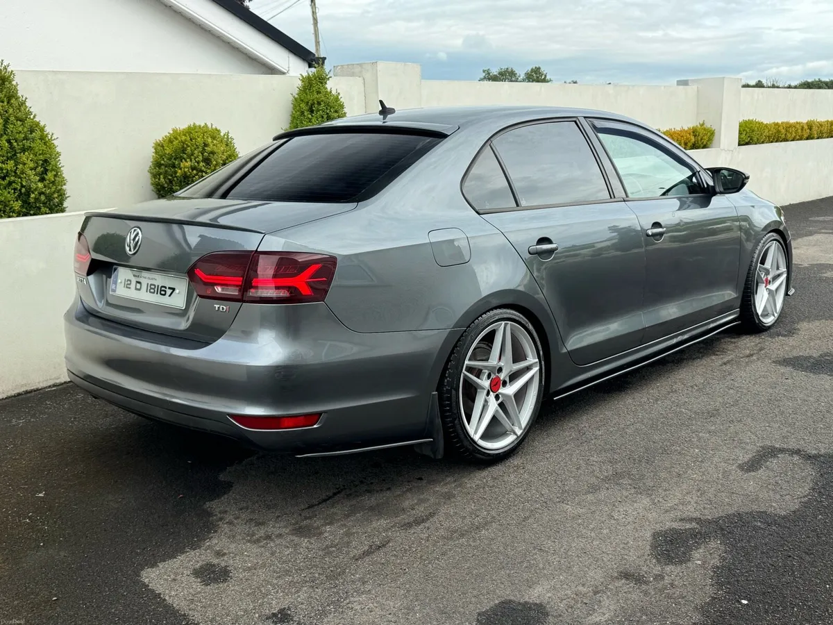2012 Volkswagen Mk6 Jetta - Image 6