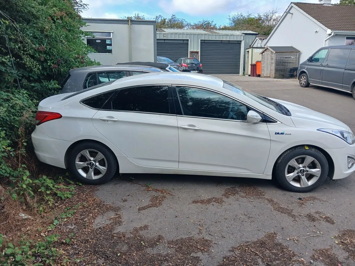 Hyundai i40 2014 - Image 2
