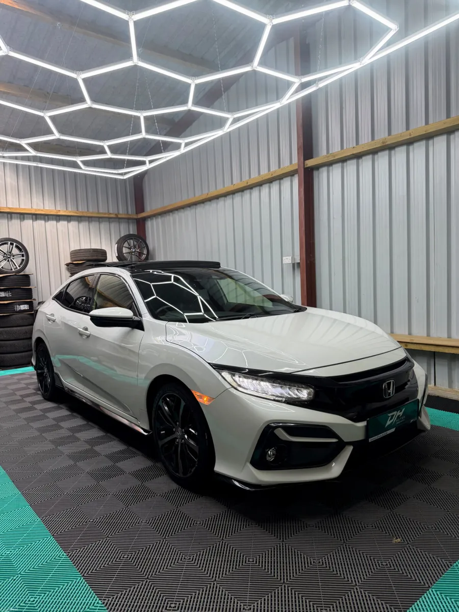 2021 Honda Civic 1.5 Petrol  - Sunroof! - Image 1
