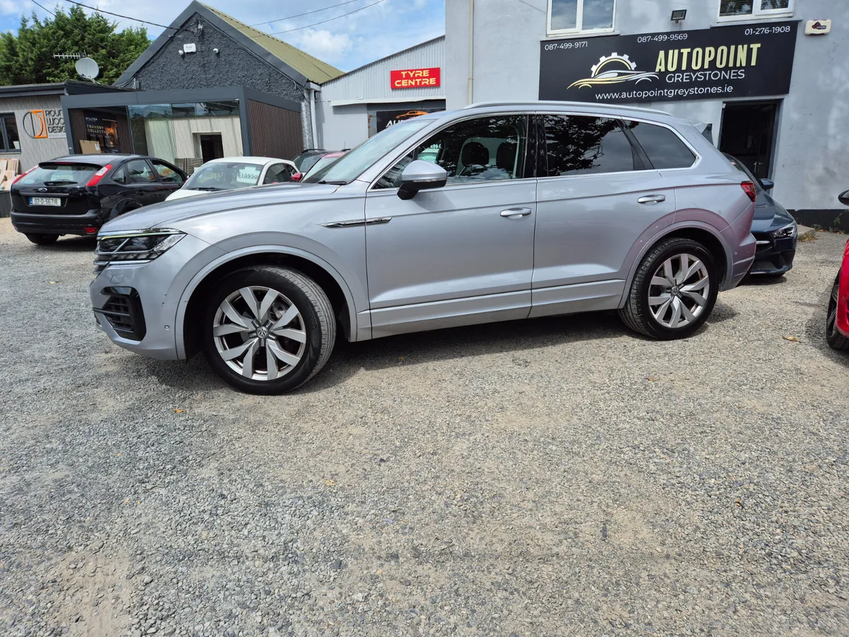Touareg R Line ** BIG SPEC** - Image 2